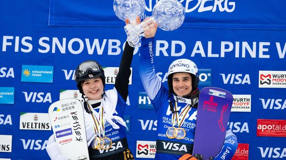 Bormolini & Miki raise globes, Austrians dominate the day in Winterberg