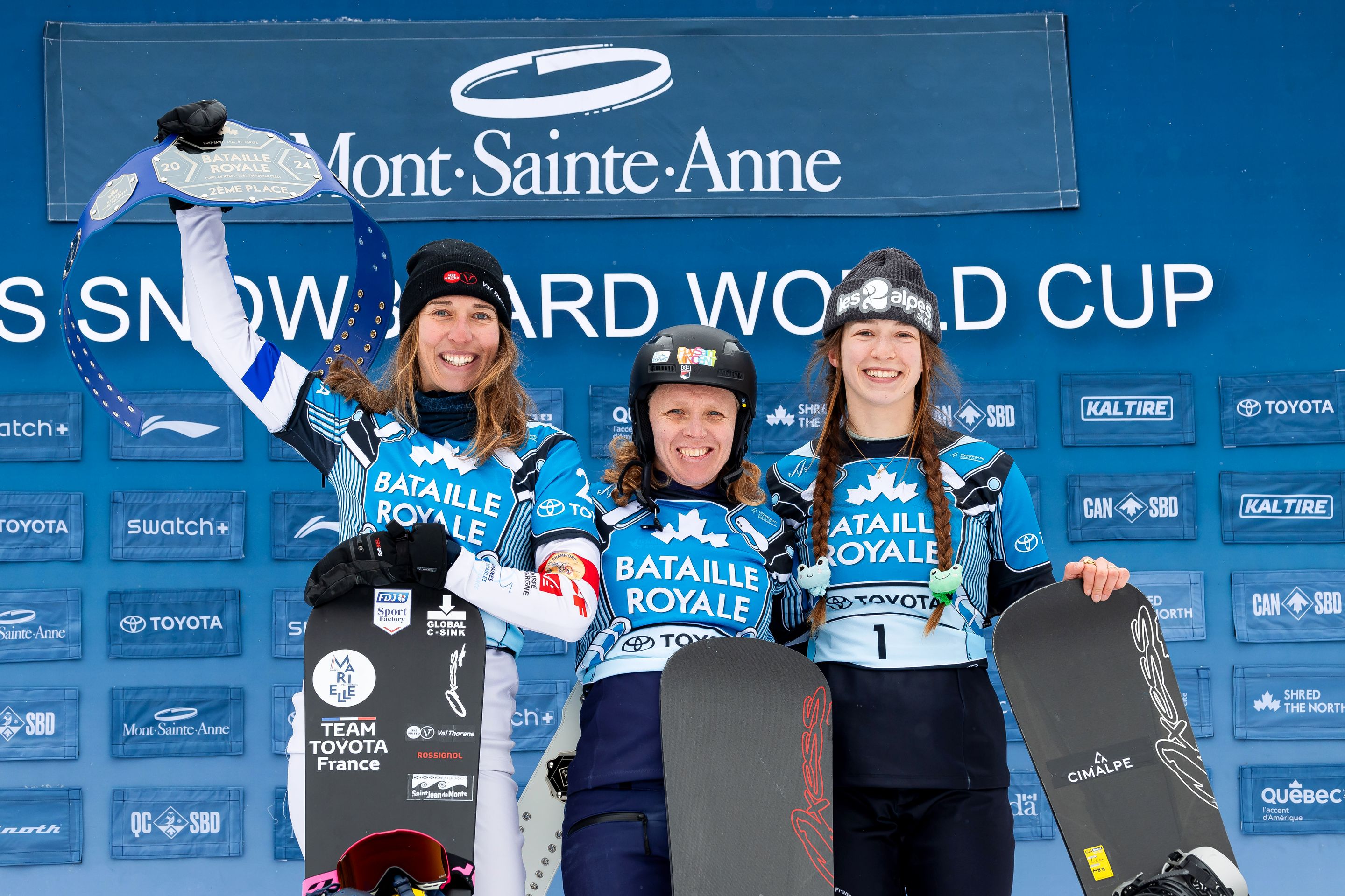 Charlotte Bankes (GBR) tops podium ahead of Chloe Trespeuch (FRA) and Lea Casta (FRA)