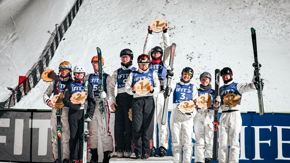 Team China caps perfect weekend at Lake Placid with team win