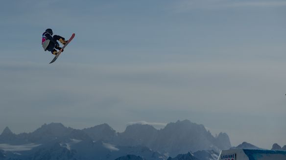 Hinari and Kimata wrap up YOG with big air gold medals