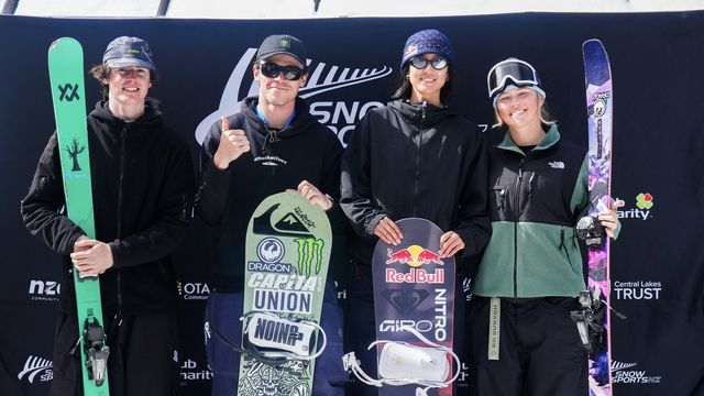 L-R: Fergus McArthur, Tiarn Collins, Cool Wakushima, Daisy Thomas © Melina Merkhofer/FIS Park & Pipe