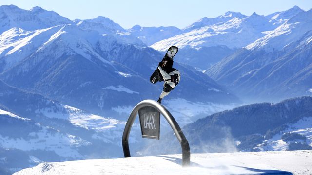 Rocco Jamieson (NZL) training ahead of the FIS Slopestyle World Cup in Laax (AUT). Photo @fisparkandpipe