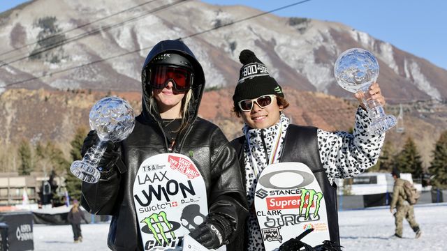 Mia Brookes (GBR) and Taiga Hasegawa (JPN) after winning the big air Crystal Globe for the 2024/25 FIS Snowboard World Cup season. Photo: @fisparkandpipe