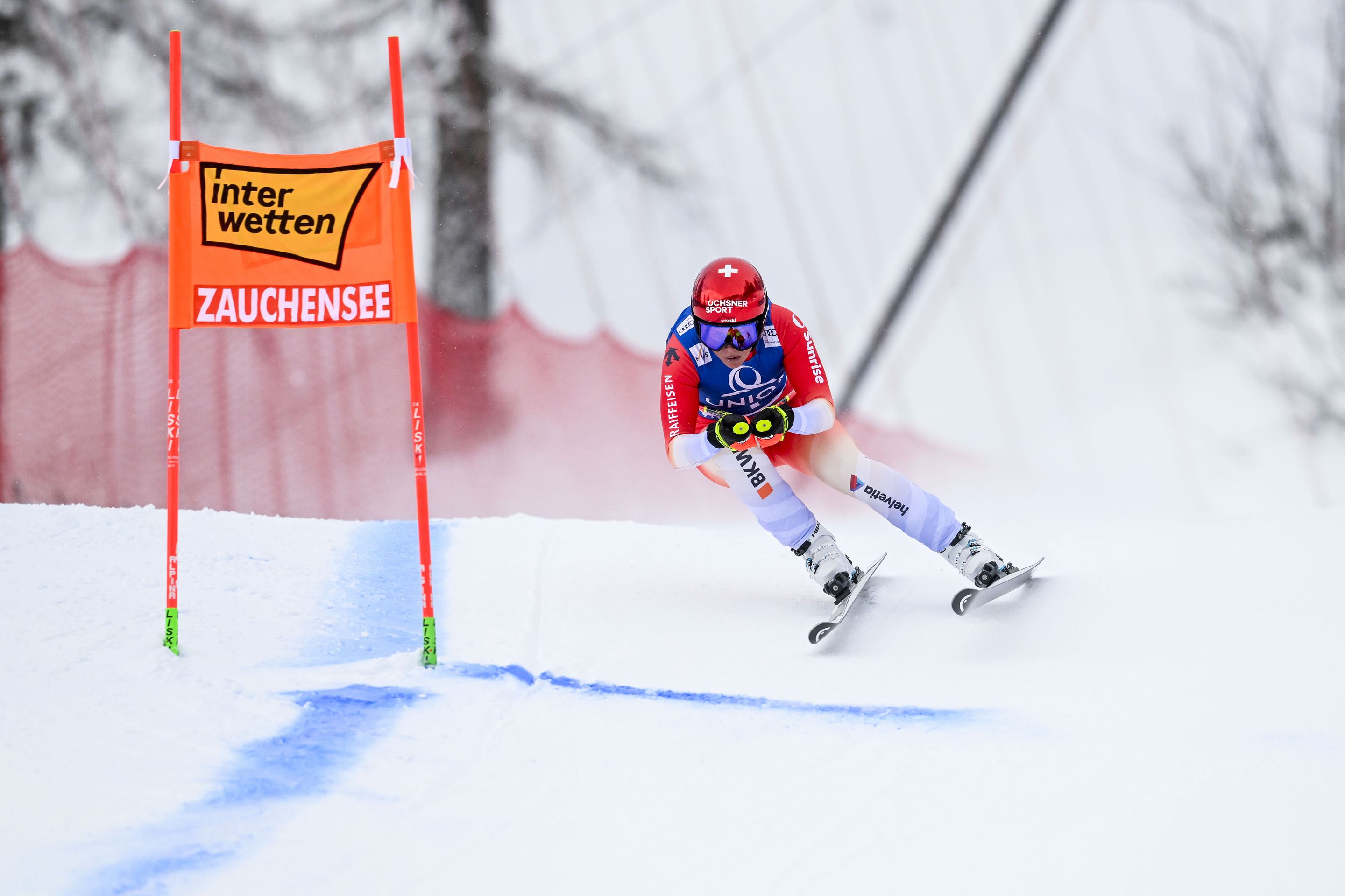 Reigning Olympic Downhill champion Corinne Suter (SUI/Head) in action during her season debut on Saturday. ©FIS/ActionPress