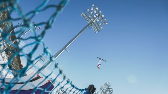 China's aerialists excel at home with sweep at Secret Garden