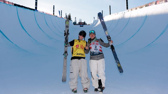 Aspen Freeski Halfpipe World Cup winners Finley Melville Ives (NZL) and Li Fanghui (CHN). Photo: FIS/ActionPress/Andrew Wevers