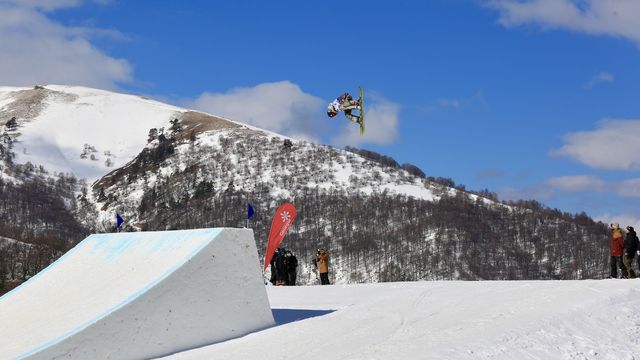 Anthon Bosch (RSA) © Buchholz/FIS Snowboard