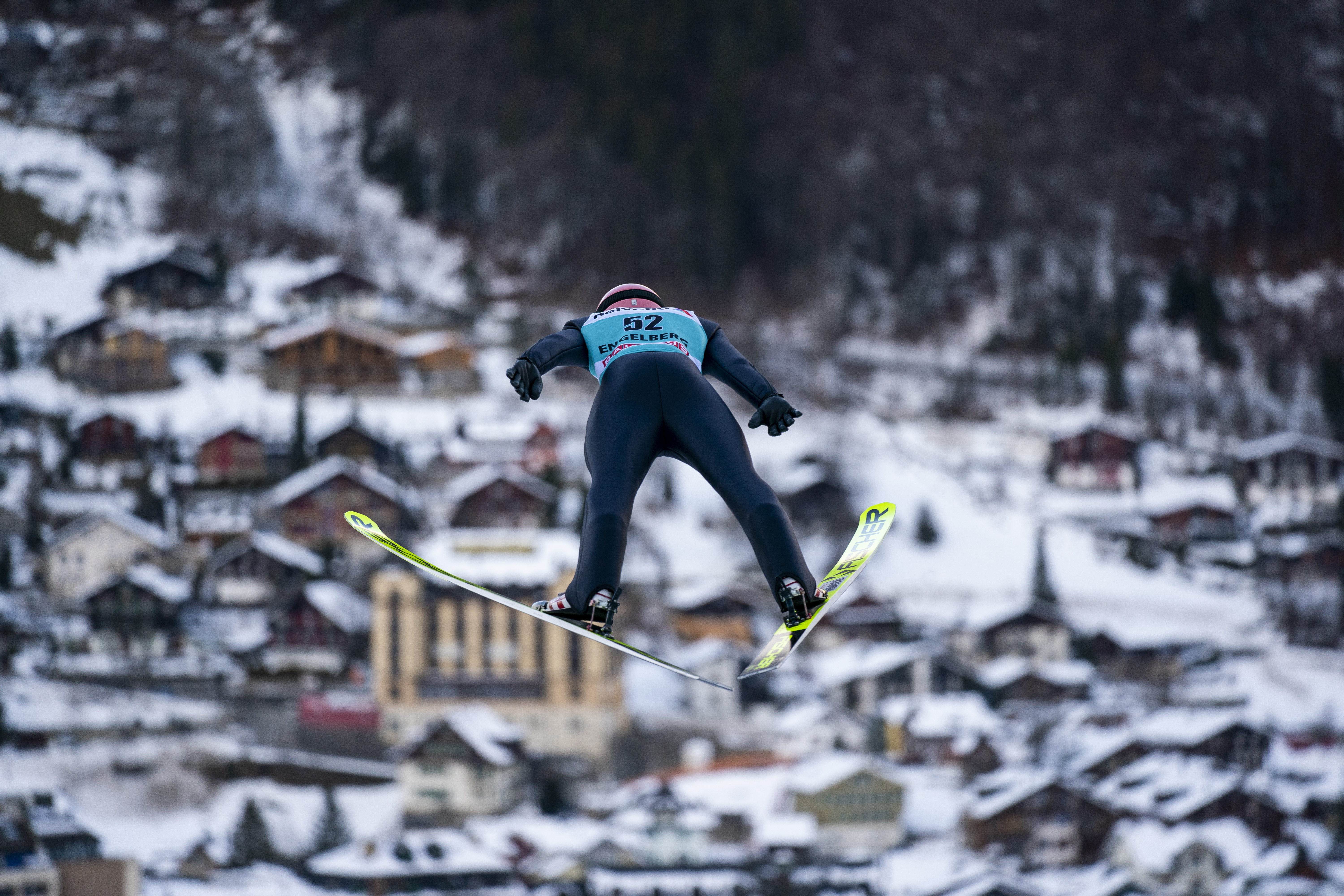 World’s best ski jumpers unite in Engelberg