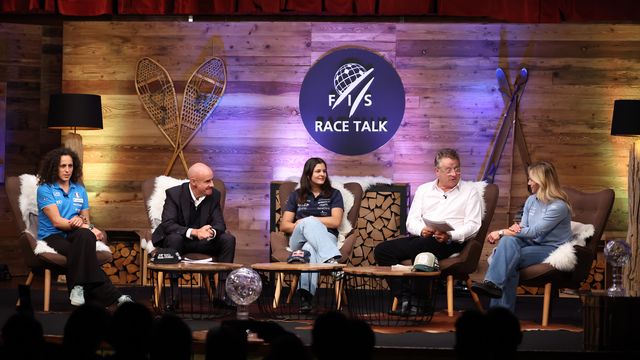 All of last season's Globe winners plus Mikaela Shiffrin appeared live on FIS Race Talk 2026 @FIS/ActionPress/MarcusHartmann