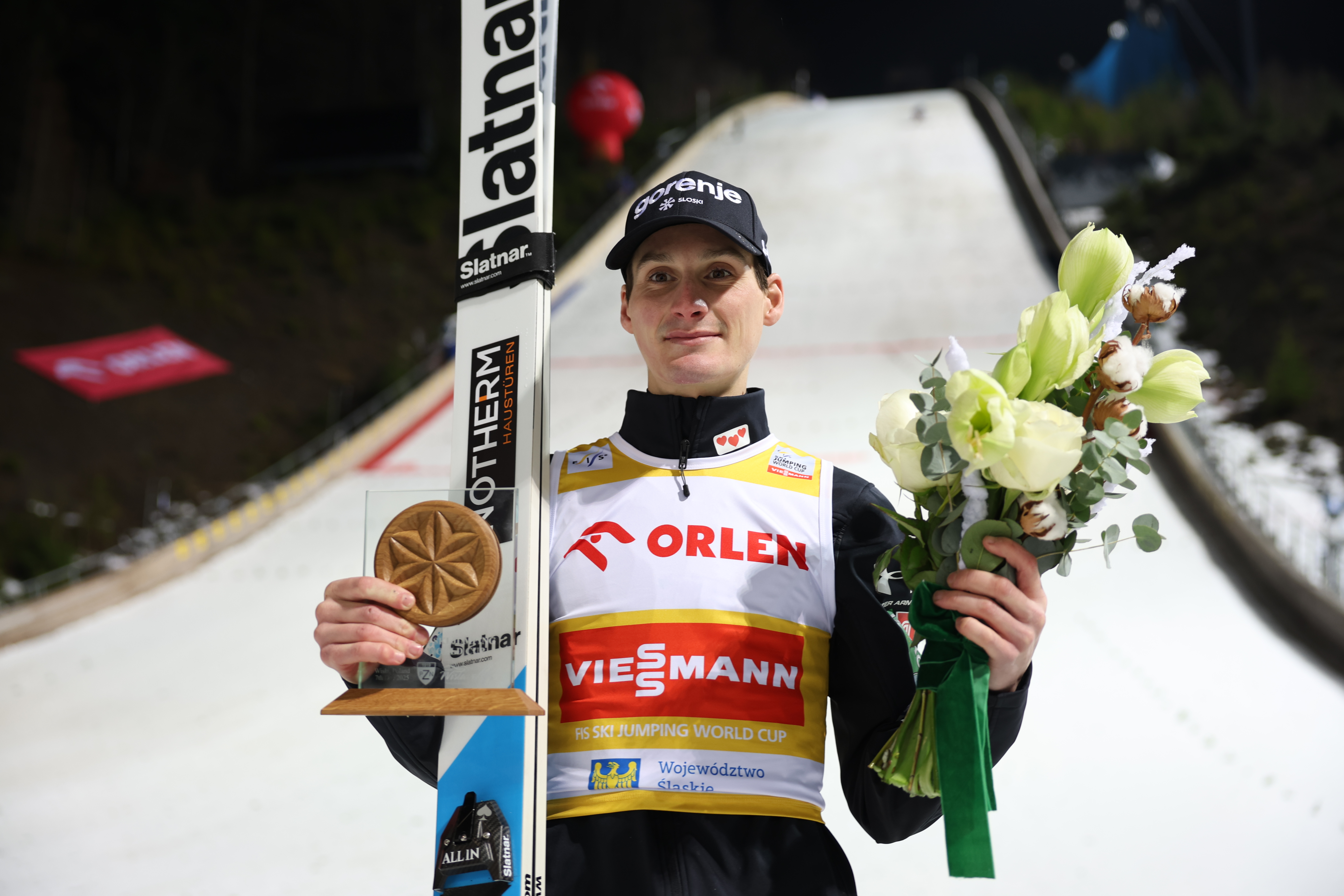 Domen Prevc does the double and reigns in Wisla