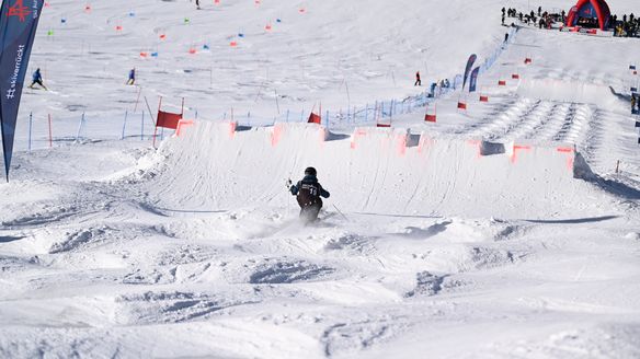 Hintertux launches the freestyle season in style with a strong FIS Open event