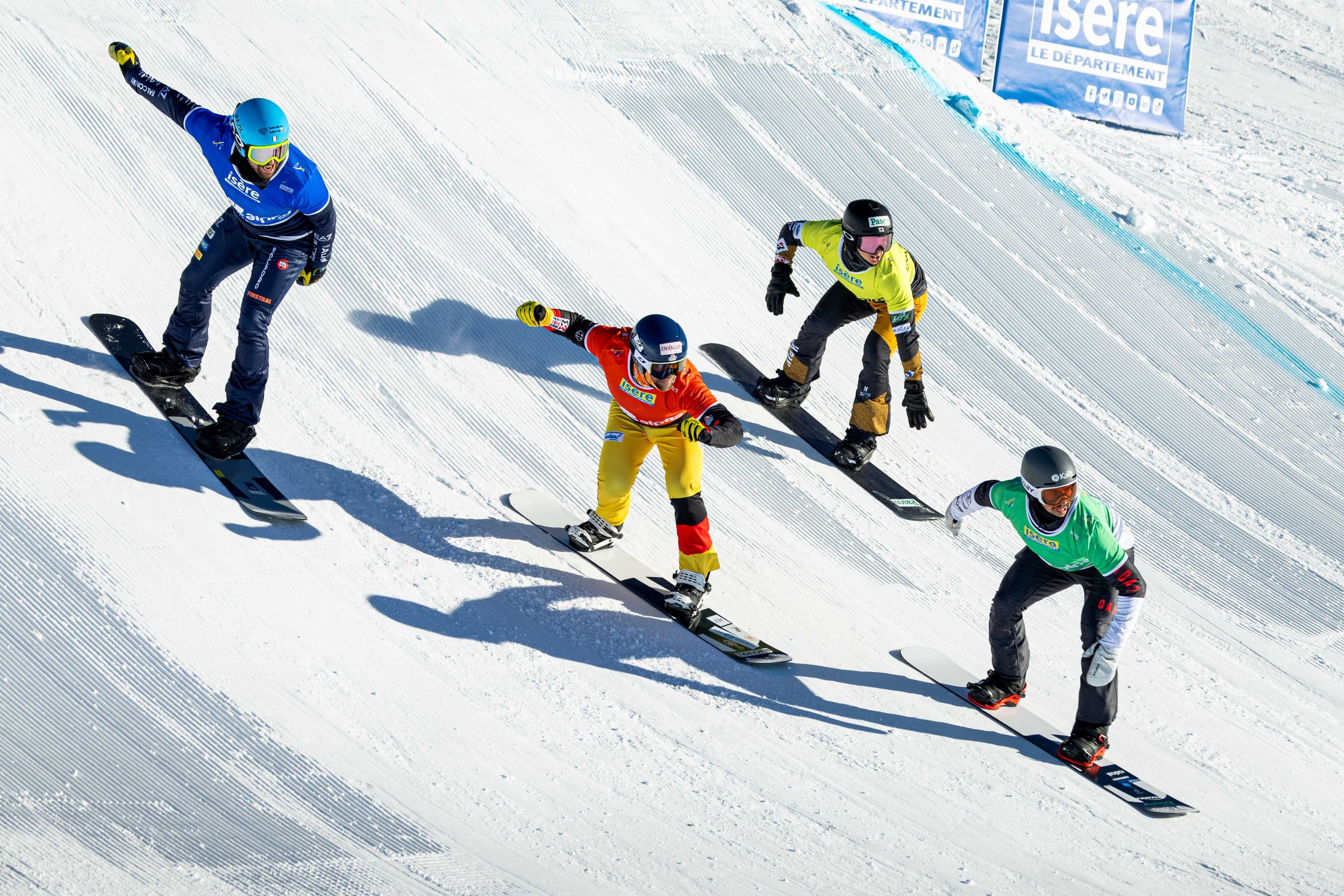 Eliot Grondin (CAN, right) has his sights on the Crystal Globe © Miha Matavz/FIS