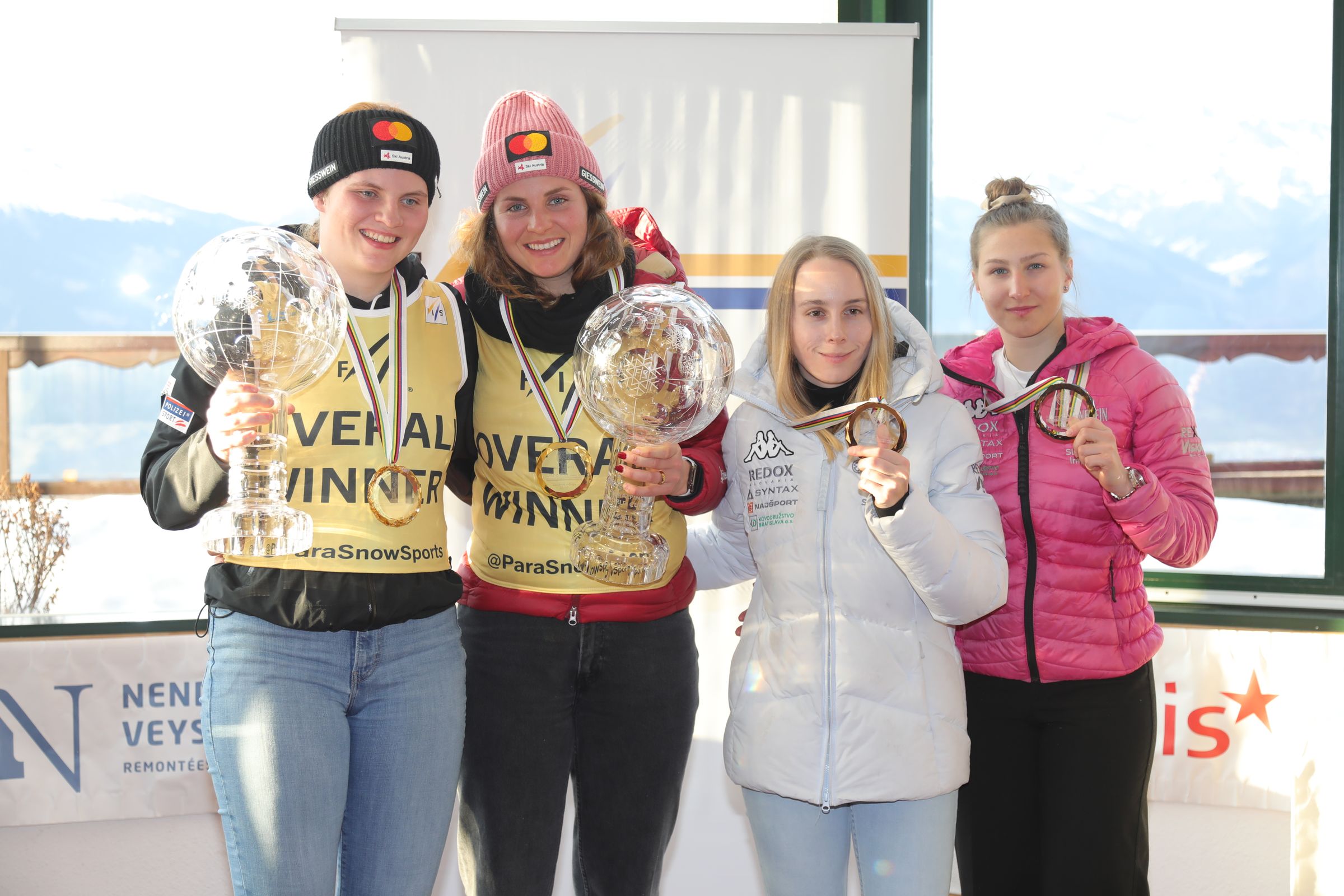 Veronika and Elisabeth Aigner (AUT), Alexandra Rexova and Sophia Polak (SVK)