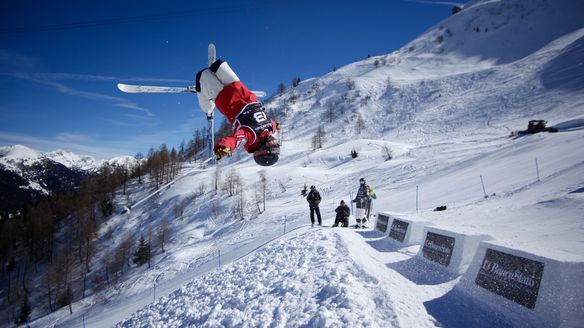 Dual moguls World Cup rolls into Airolo