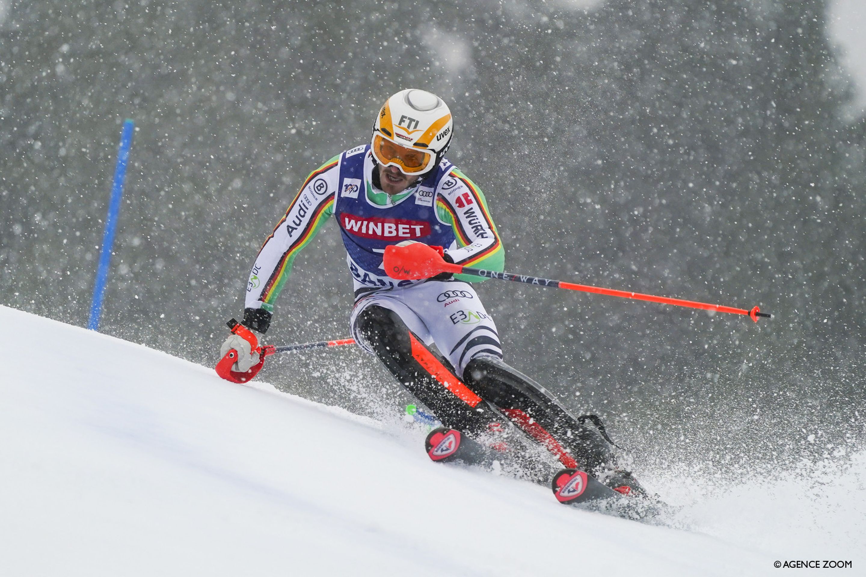 Linus Strasser (GER) battles tough conditions in Bansko (Agence Zoom)