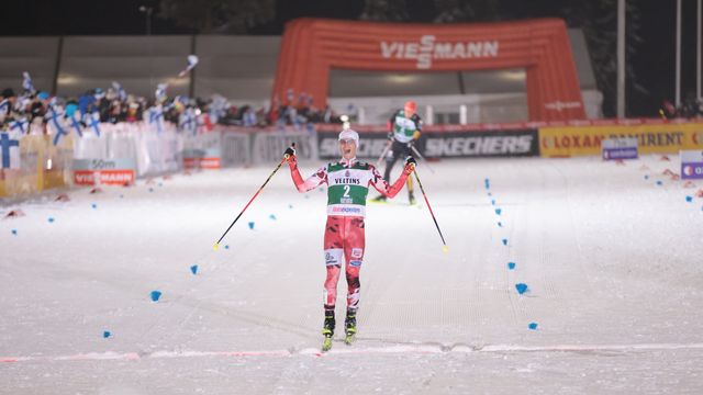 Lamparter continued the winning form in which he finished last season to make it three in a row © FIS/ActionPress/NocoGirls