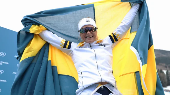 ‘From another world’: Karlsson doubles gold medal tally at Milano Cortina