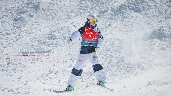 Runs in the family: Gravenfors continues Moguls success with junior world title