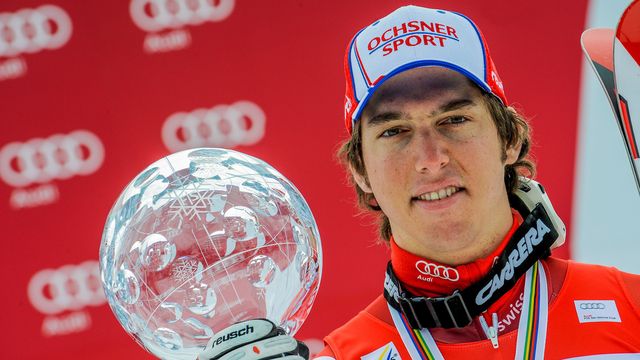 R : a10-gpms-ag-04-497
Theme : ALPINE
Style : GLOBES,PODIUM
People : MEN
Discipline : OVERALL
Racer's name : JANKA Carlo
Nationality : SUI
Place : GARMISCH-PARTENKIRCHEN (GER) 2010
Event : AUDI FIS ALPINE SKI WORLD CUP 2010
Skis : ATOMIC
Copyright : Alain GROSCLAUDE/AGENCE ZOOM