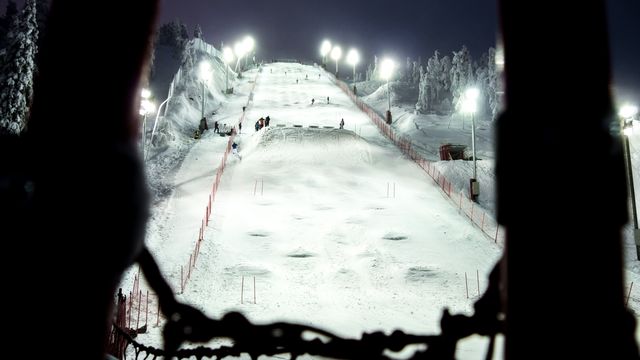 Moguls World Cup training in Ruka (FIN). Photo: Mateusz Kielpinski (FIS)