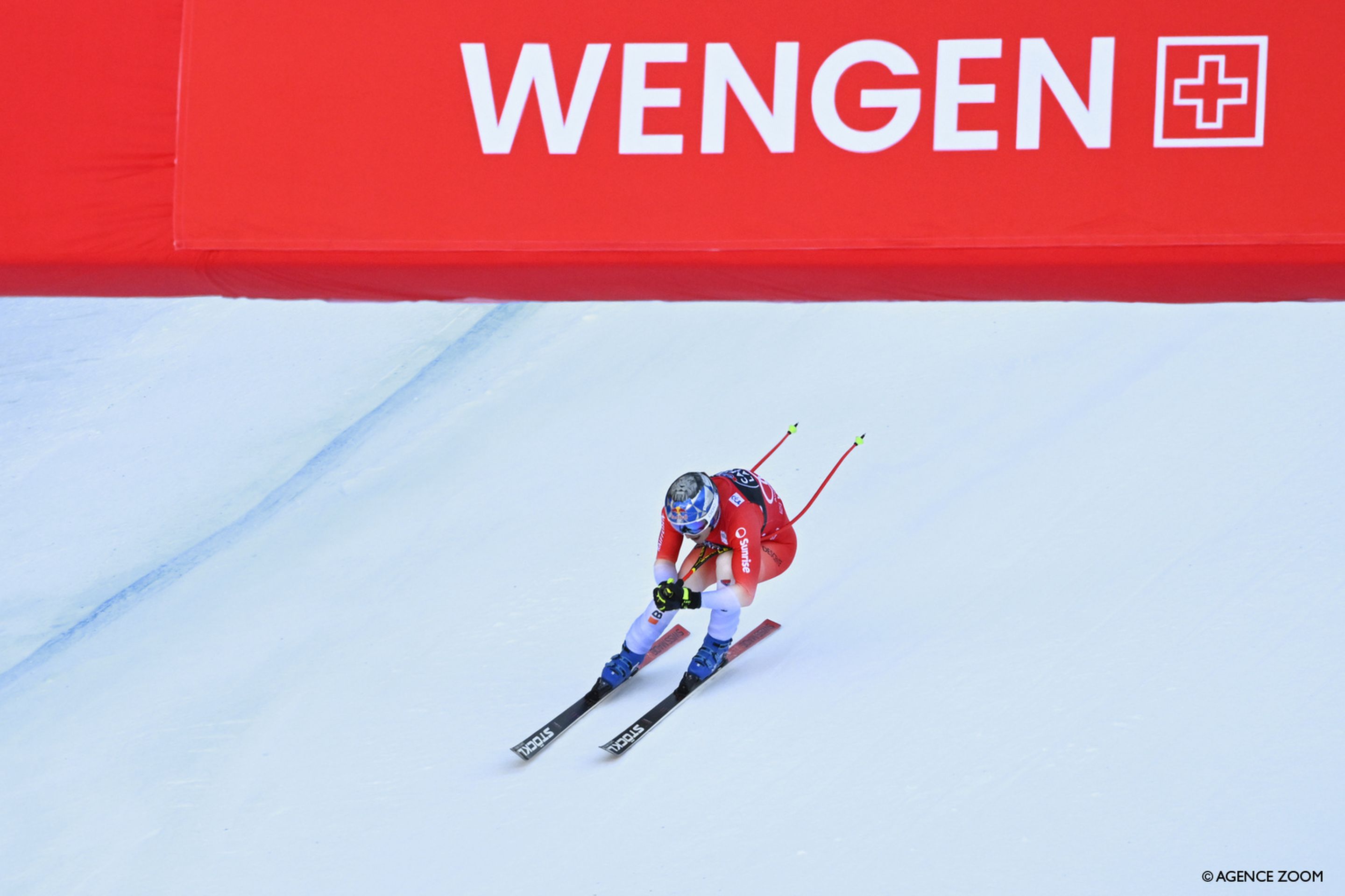 Marco Odermatt (SUI) on his way to a memorable downhill triumph in Wengen (Agence Zoom)