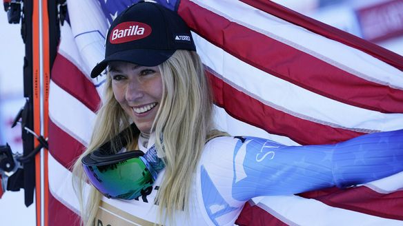 Brilliant Shiffrin fights back to take emotional GS World Championship gold