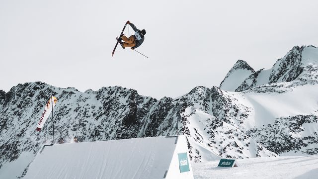 Photo: Kielpinski/FIS Freeski