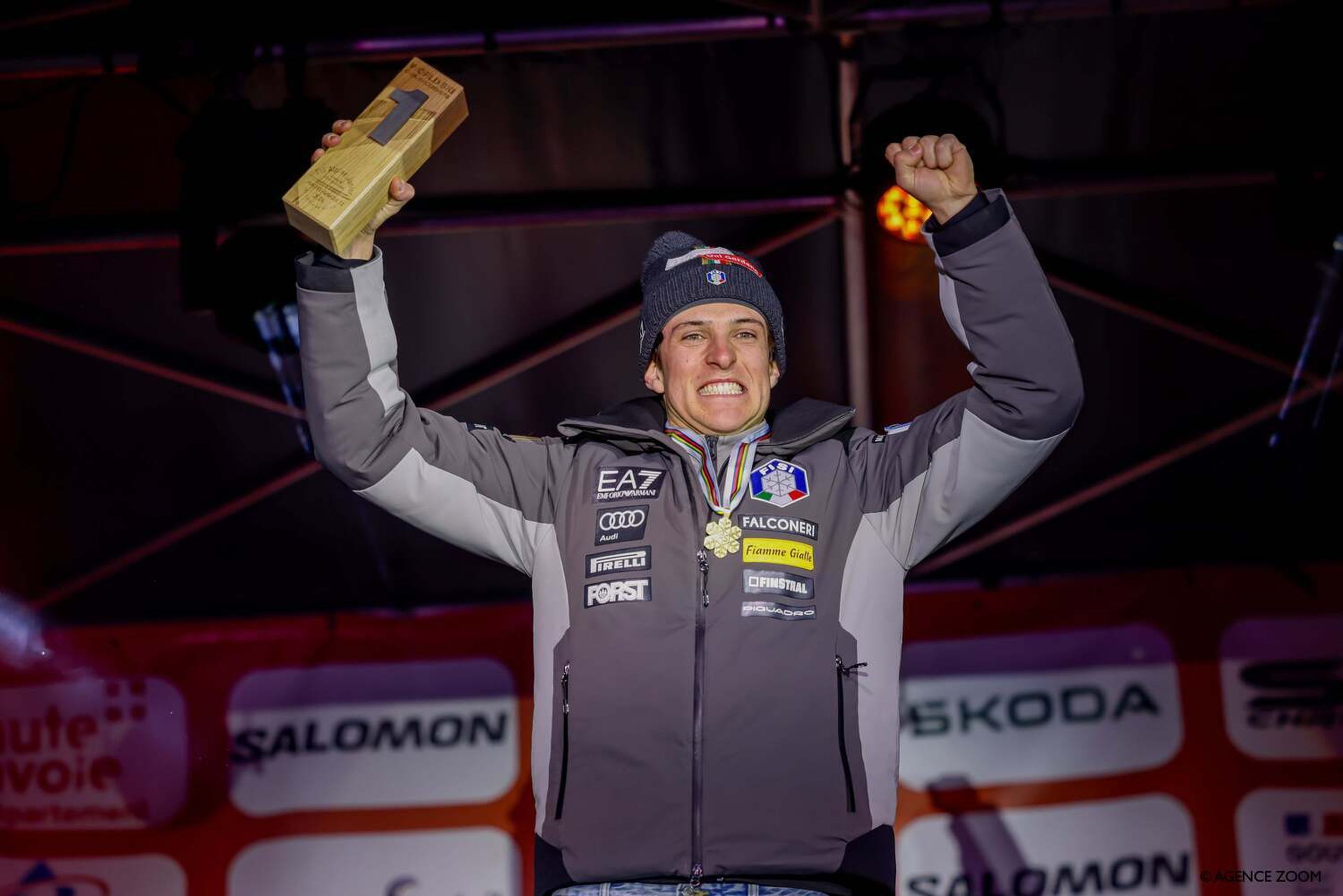 Max Perathoner (ITA) celebrating one of his two gold medals at the junior world championships (Agence Zoom)