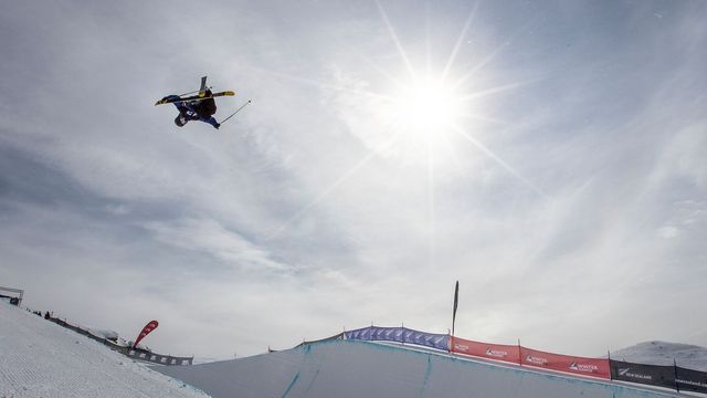 Halfpipe action at the ANC qualifications in Cardrona (NZL) © Iain McGregor / Winter Games NZ