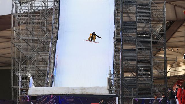 Reira Iwabuchi (JPN) at the Air+Style Beijing (© Buchholz/FIS Snowboard)