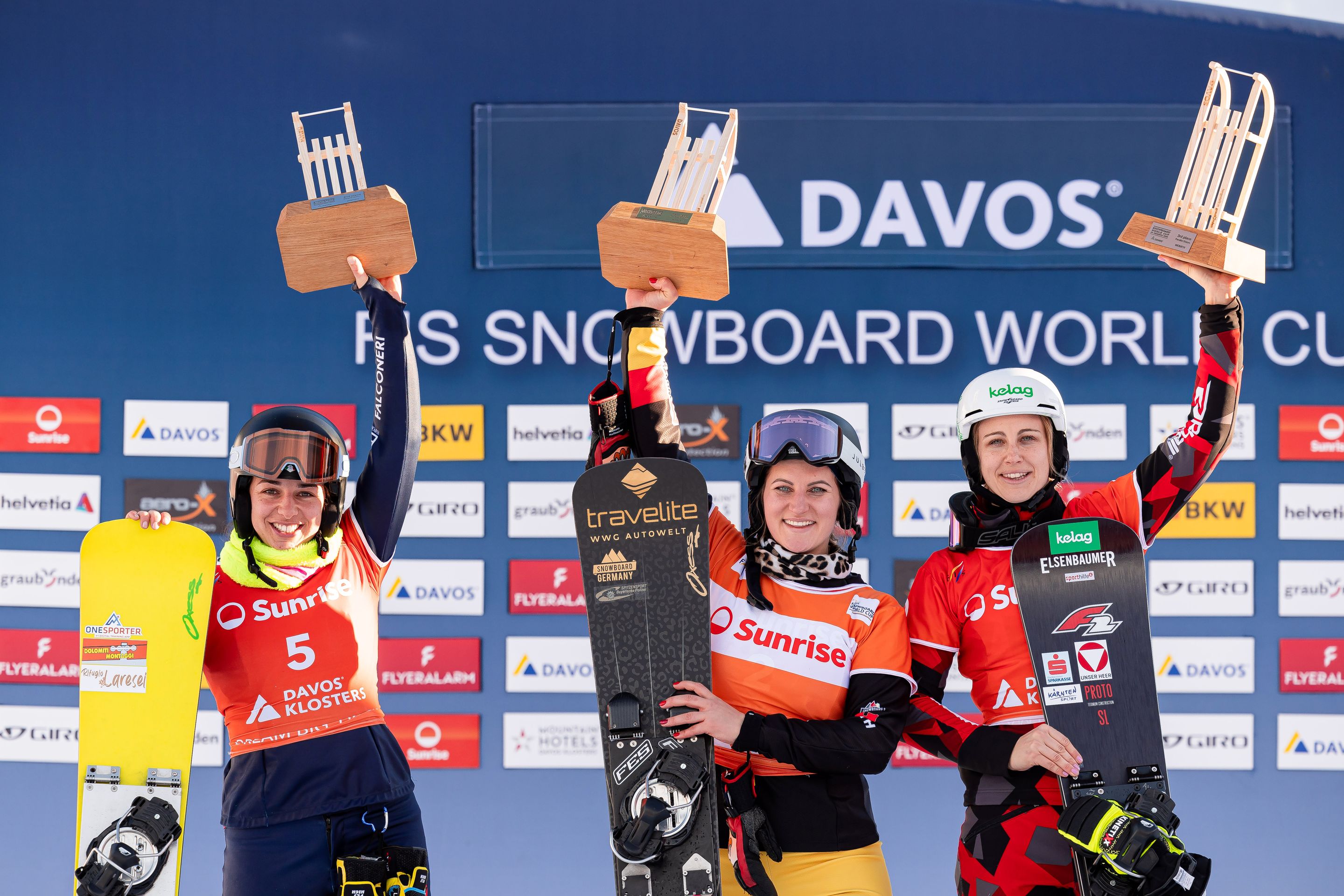 Lucia Dalmasso, Ramona Theresia Hofmeister and Sabine Schoeffmann © Miha Matavz/FIS