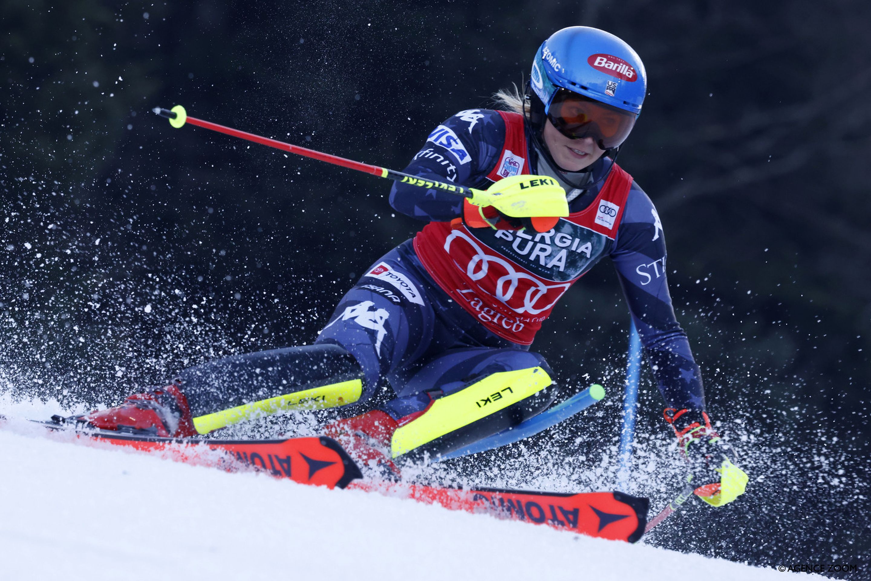 Shiffrin powering through the soft snow in Zagreb