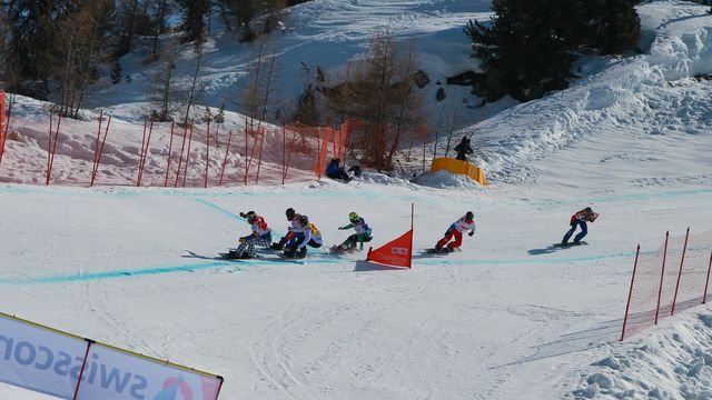 FIS SNOWBOARD WORLD CUP 2017
MENS SBX HEATS
3
BAUMGARTNER Nick
USA
1
R
11
PERATHONER Emanuel
ITA
2
Bl
19
CHEEVER Jonathan
USA
3
Y
22
WATTER Tim
SUI
4
W
6
PACHNER Lukas
AUT
5
G
30
PICKL David
AUT
6