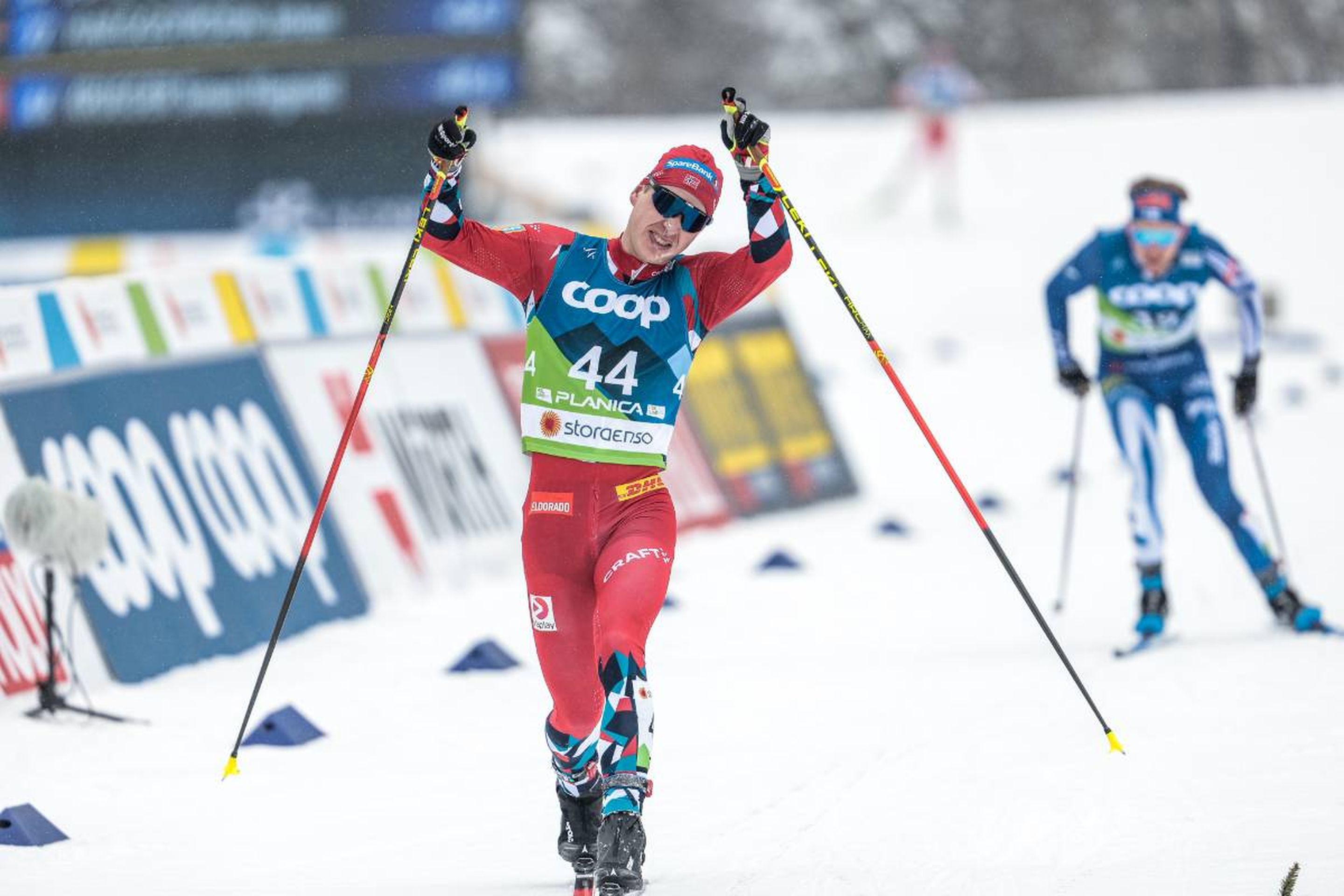 Krueger crossing the finish line: @Nordic Focus.