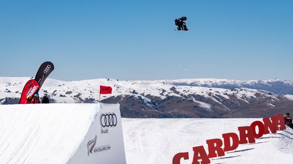 Japan's Miyazawa and Iwabuchi lead the way into season-opening Cardrona big air