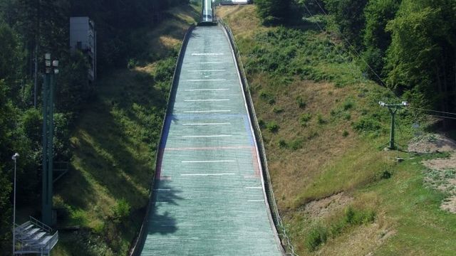 Jumping Hill - Archives