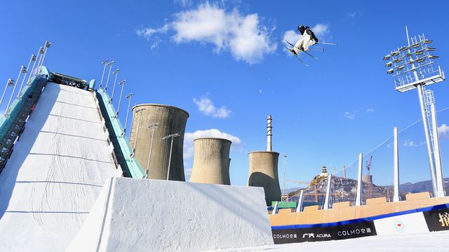 Henrik Harlaut (SWE) © Buchholz/FIS Snowboard