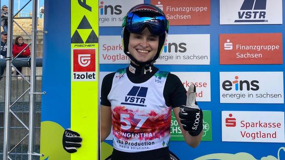 Nika Kriznar wins qualification in Klingenthal