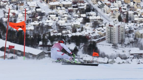 Narvik Day 1: Downhill gold medals awarded