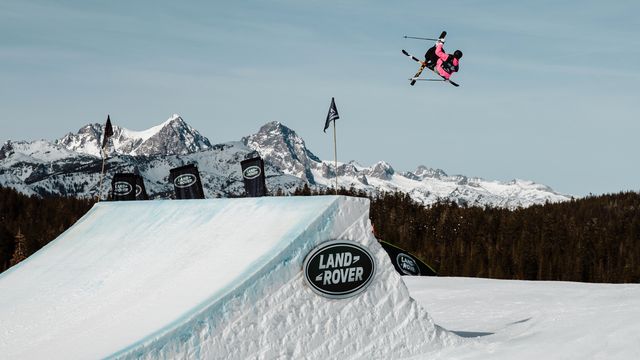 Deven Fagan competing in slopestyle World Cup at Mammoth Mountain © U.S. Ski and Snowboard