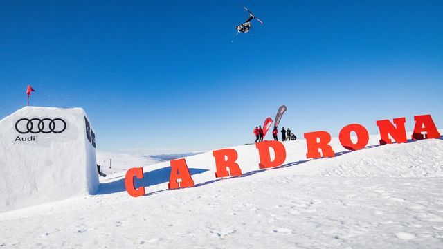 Evan McEachran spinning into the future with his switch double 1800 © Neil Kerr / Winter Games NZ