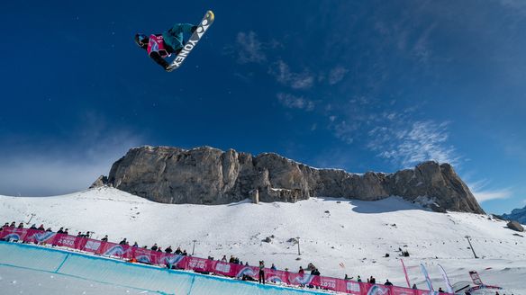 Hirano takes YOG halfpipe gold