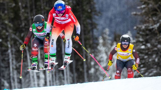 Fanny Smith in action in Nakiska (GEPA)