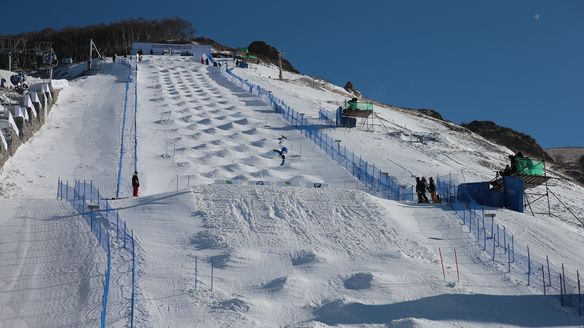 Moguls World Cup moves to the bumpy slopes of Thaiwoo