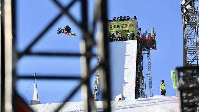 Sven Thorgren (SWE) at Wednesday's training in Chur © Buchholz/FIS Snowboard
