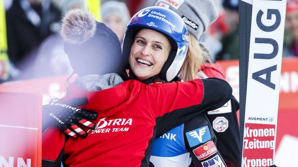 Women Ski Jumping World Cup Hinzenbach, Austria - Day 2