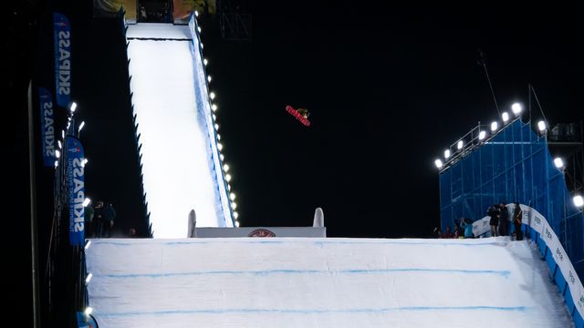 Reira Iwabuchi (JPN) at last year's Modena big air World Cup © Kielpinski/FIS Snowboard