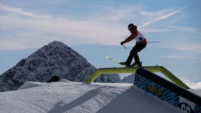 Andri Ragettli (SUI) in action at Stubai