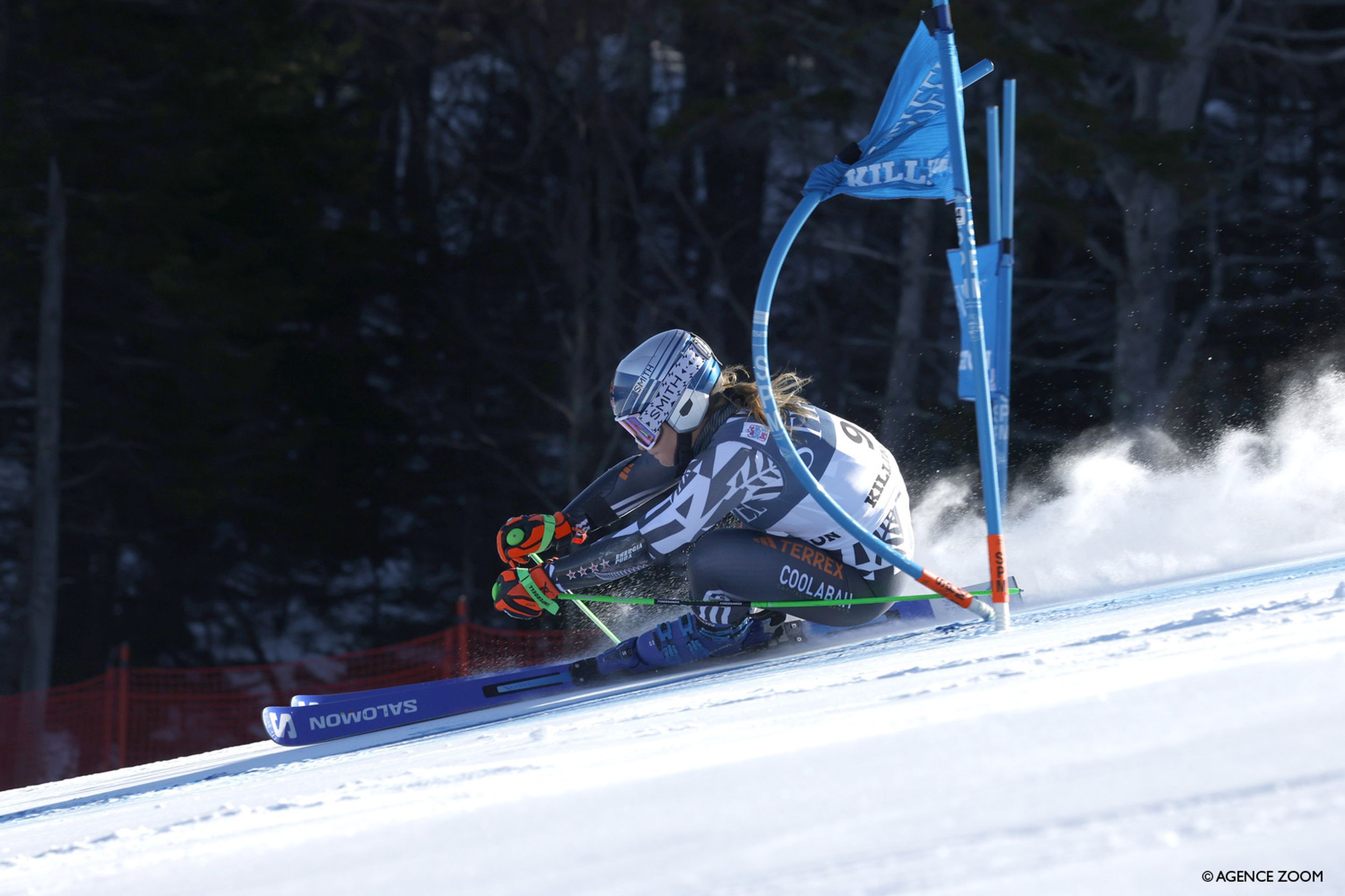 Robinson skiing on the limit during her spectacular first run