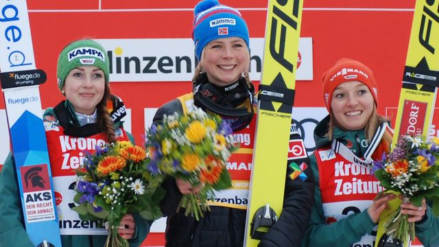 Juliane Seyfarth, Maren Lundby, Katharina Althaus